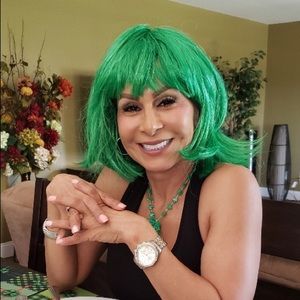 Meet your Posher, Elena